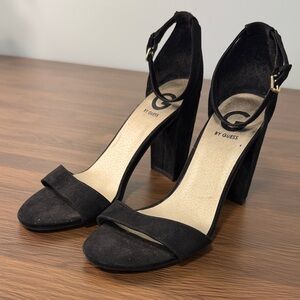G by Guess Black Faux Suede Women's Block Heel‎ Sandals Sz 8.5